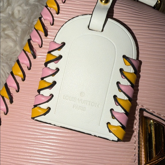 DHG Louis Vuitton Pink bag - Picture 2 of 9